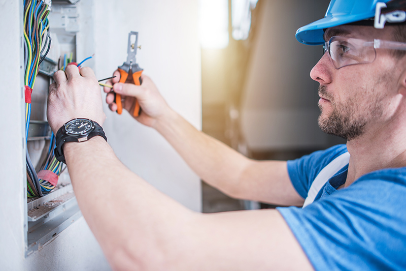 Electrician Qualifications in Coventry West Midlands